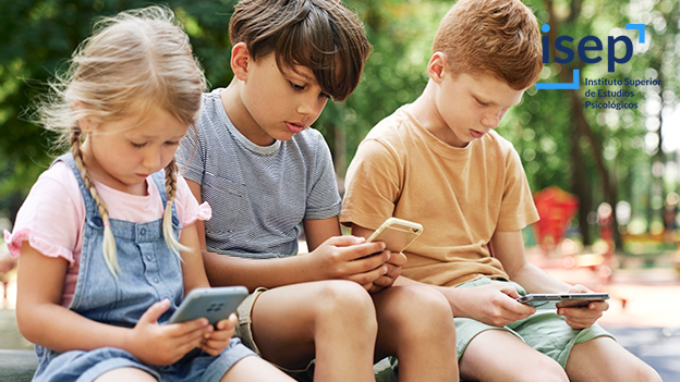 “Educamos niños hiperactivos que no saben aburrirse”